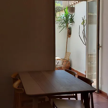 Volturno 50 Apartmán *